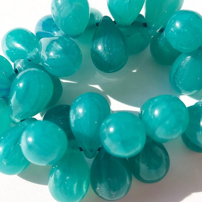 チェコビーズ ドロップ 6x9mm ブルーグリーン|20個入 ハンドメイド素材 BULBULBEADS