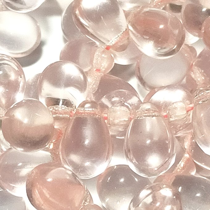 チェコビーズ ドロップ 6×9mm サクラピンク・ライト|20個入 ハンドメイド素材 BULBULBEADS