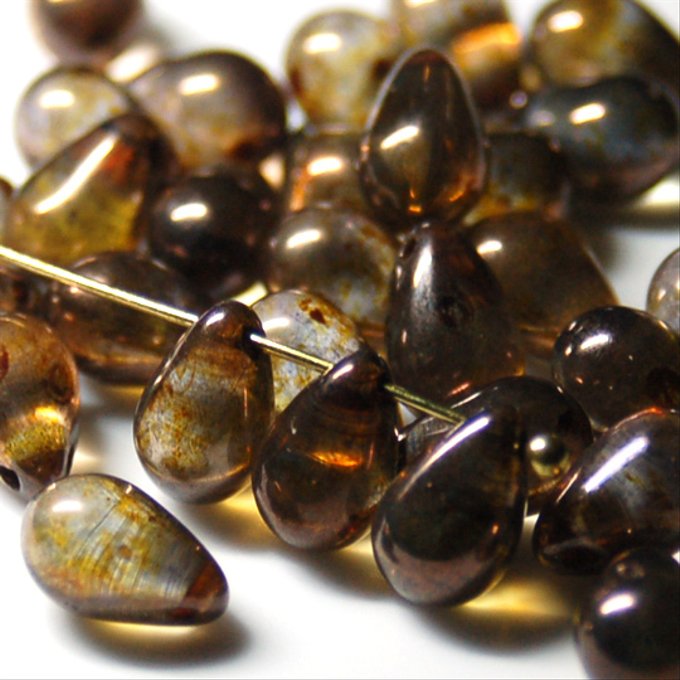チェコビーズ ドロップ 6x9mm ラスター ブラウン・クリア|20個入 ハンドメイド素材 BULBULBEADS
