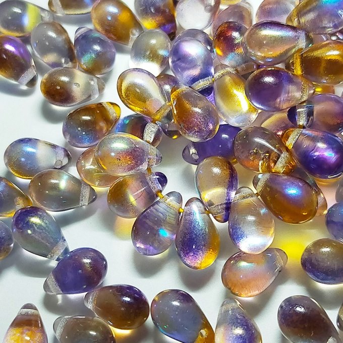 チェコビーズ ドロップ 6×9mm デュアルトパーズ・パープル AB|20個入 ハンドメイド素材 BULBULBEADS