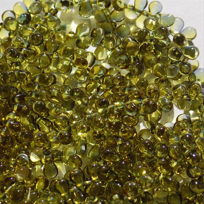 チェコビーズ ドロップ 4x6mm オリーブ・ツートーン・ラッカーコート｜30個入 ハンドメイド素材 BULBULBEADS