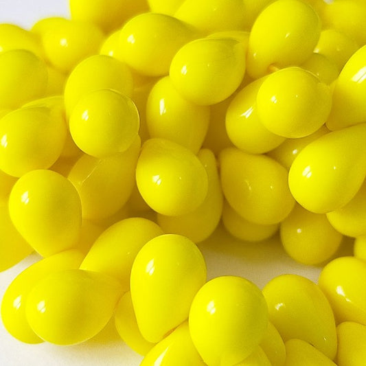 チェコビーズ ドロップ 6x9mm イエロー1・不透明｜10個入 ハンドメイド素材 BULBULBEADS
