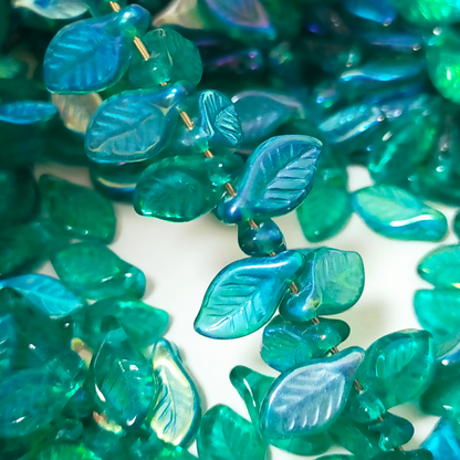 チェコビーズ レモンリーフ 6×12mm エメラルドグリーンAB｜5個入 ハンドメイド素材 BULBULBEADS
