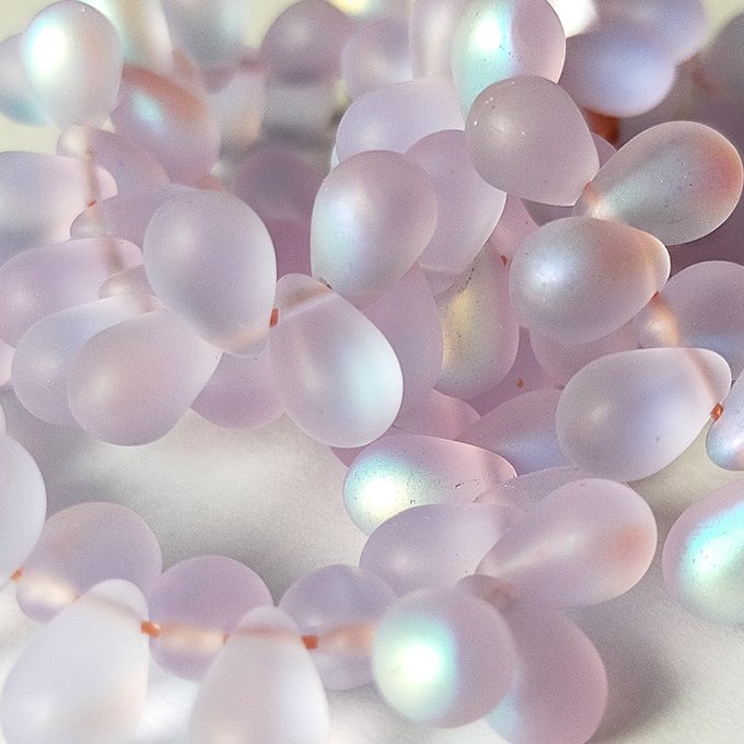 チェコガラスビーズ ドロップ 6×9mm アレキサンドライト・マットAB