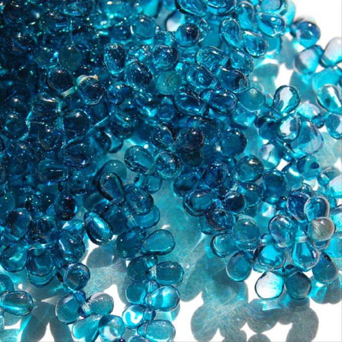 チェコビーズ ドロップ 4x6mm カプリ・ツートーン・ラッカーコート｜30個入 ハンドメイド素材 BULBULBEADS