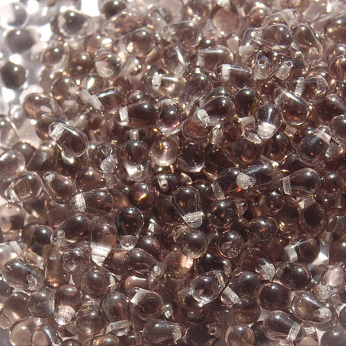 チェコビーズ ドロップ 4x6mm ブラックダイヤモンド｜30個入 ハンドメイド素材 BULBULBEADS