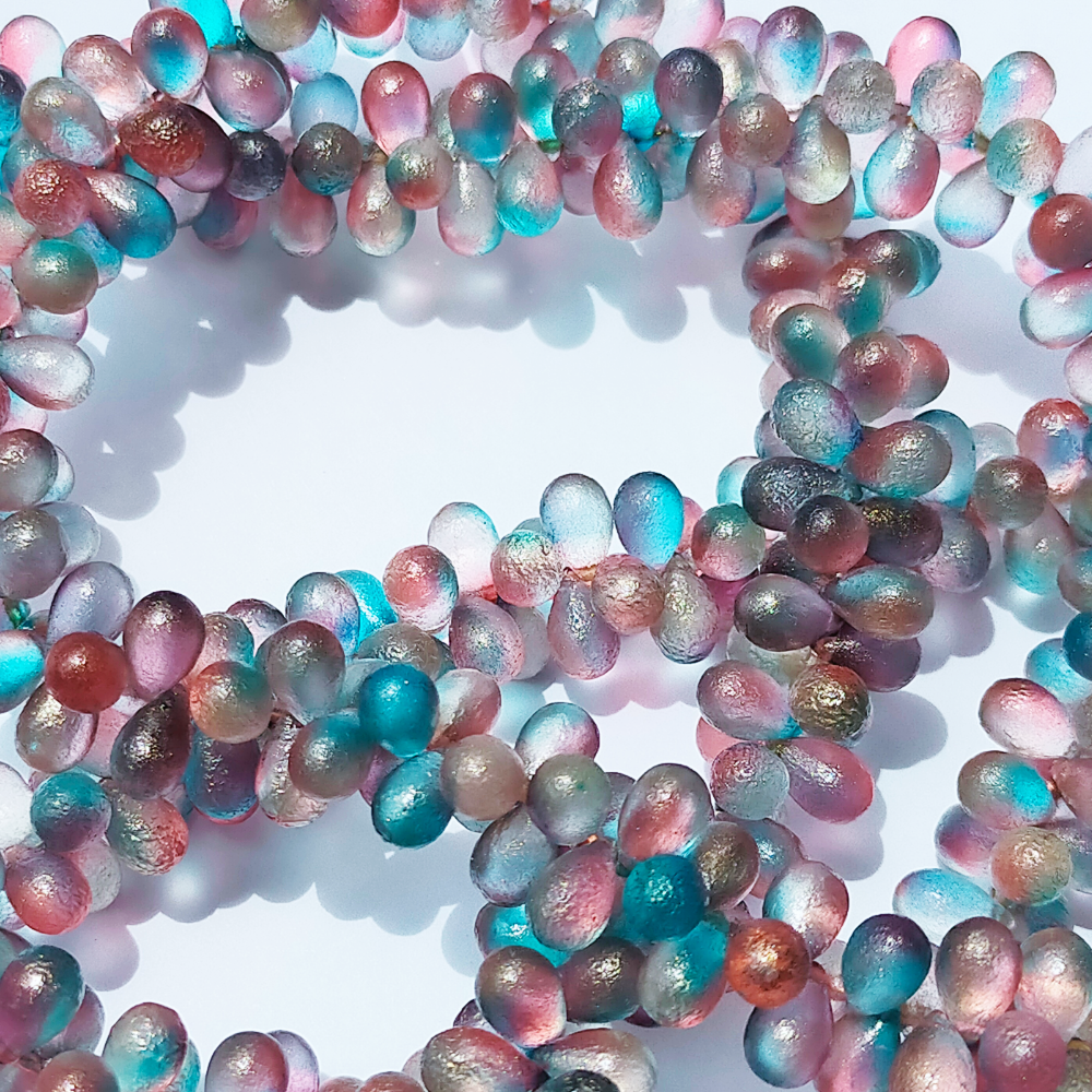 チェコビーズ ドロップ 6x9mm フロストバイトチェリー・ゴールドシマー｜10個入 ハンドメイド素材 BULBULBEADS