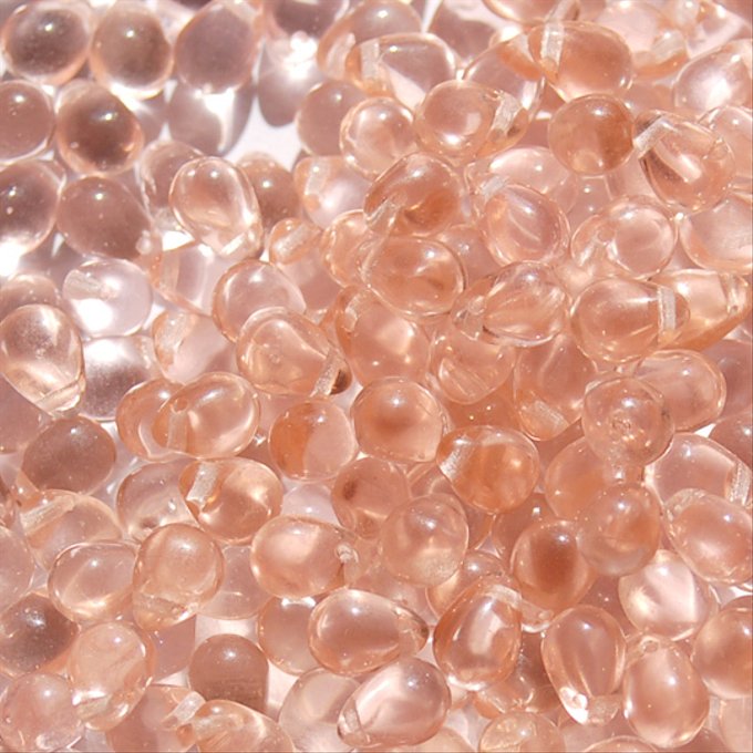 チェコビーズ ドロップ 5x7mm サクラ ピンク｜20個入 ハンドメイド素材 BULBULBEADS