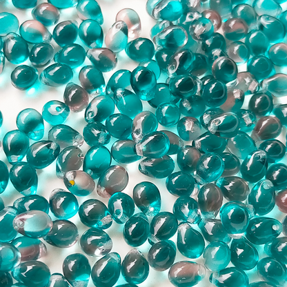チェコ ビーズ ドロップ 5x7mm 20個 エメラルド グリーン ライト アメジスト コンビ BULBULBEADS