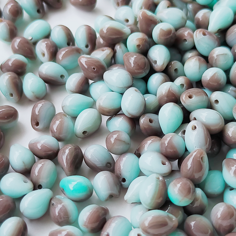 チェコ ビーズ ドロップ 5x7mm 20個 チョコレート ミント コンビ BULBULBEADS