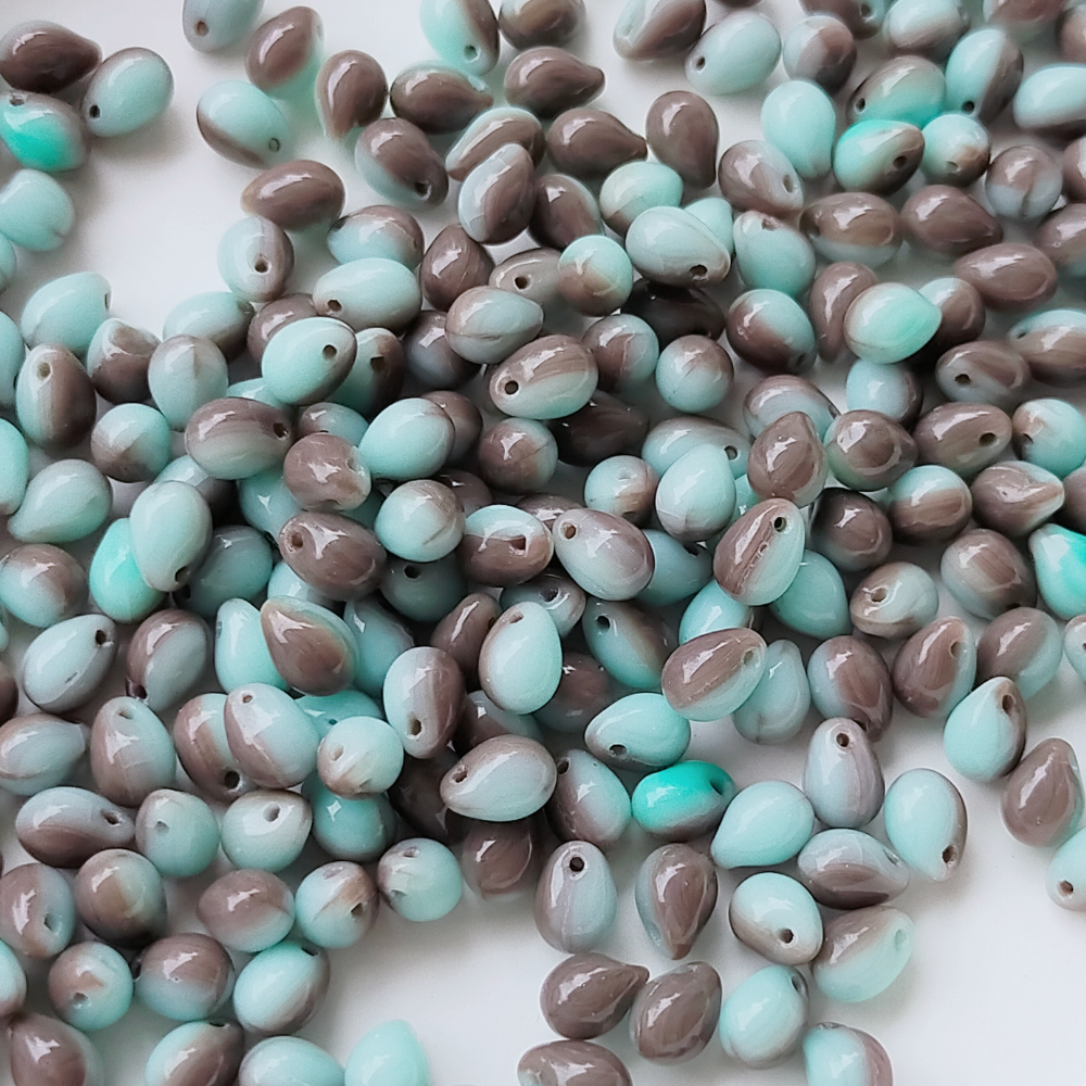 チェコ ビーズ ドロップ 5x7mm 20個 チョコレート ミント コンビ BULBULBEADS