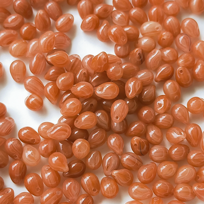 チェコ ビーズ ドロップ 5x7mm 20個 ライト アンバー ブラウン コンビ BULBULBEADS