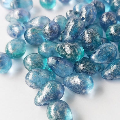チェコビーズ ドロップ 6x9mm アクアライトブルー・コンビシルバー｜20個入 ハンドメイド素材 BULBULBEADS