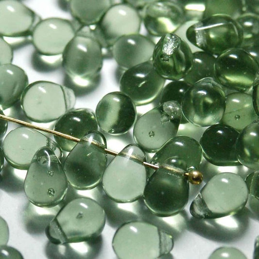 チェコビーズ ドロップ 6x9mm トルマリングリーン｜20個入 ハンドメイド素材 BULBULBEADS