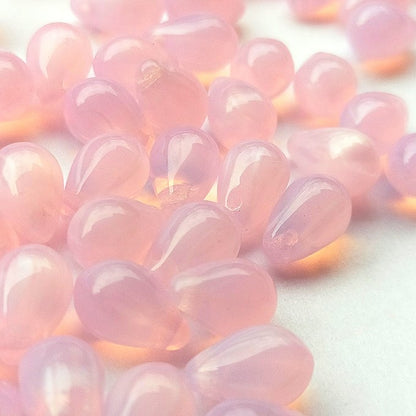 チェコビーズ ドロップ 6×9mm ナデシコピンク・オパール｜20個入 ハンドメイド素材 BULBULBEADS