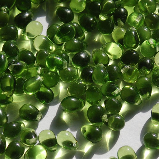 チェコビーズ ドロップ 5×7mm オリーブ グリーン クリア｜30個入 ハンドメイド素材 BULBULBEADS