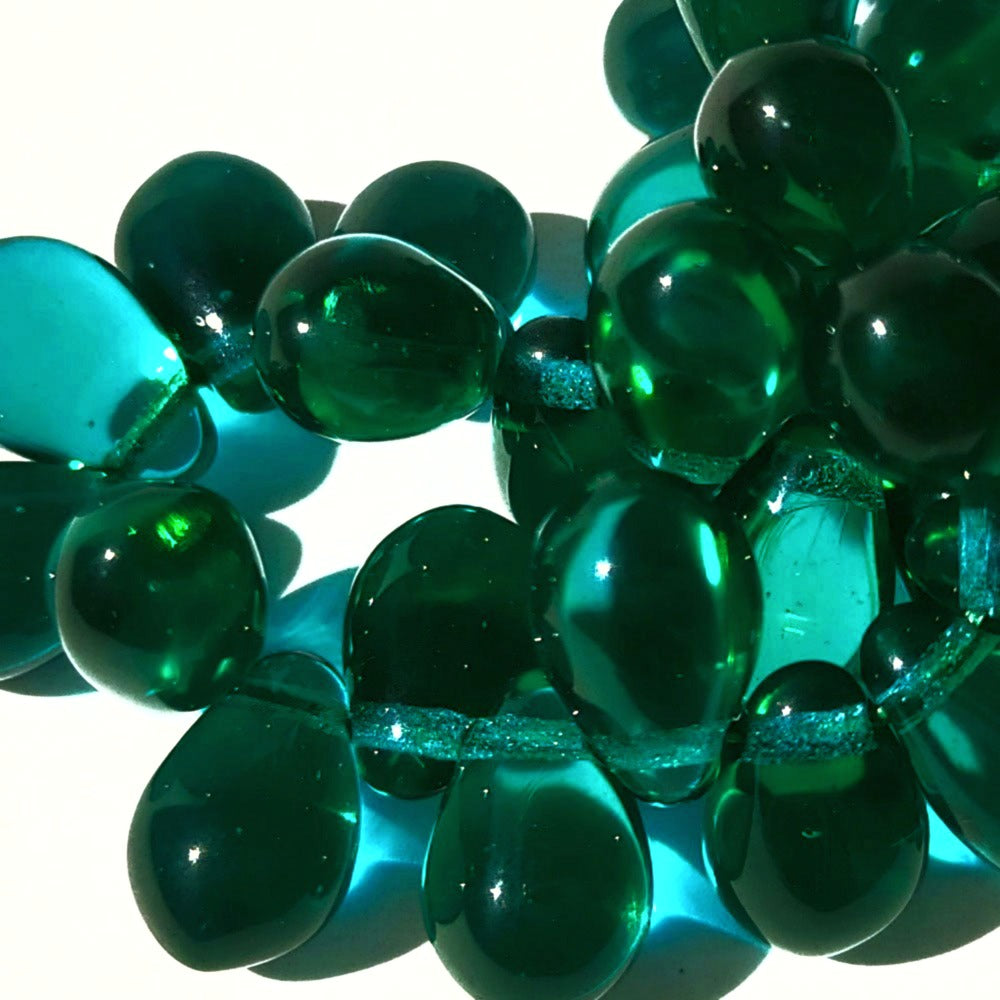 チェコビーズ ドロップ 6×9mm エメラルドグリーン2・クリア｜10個入