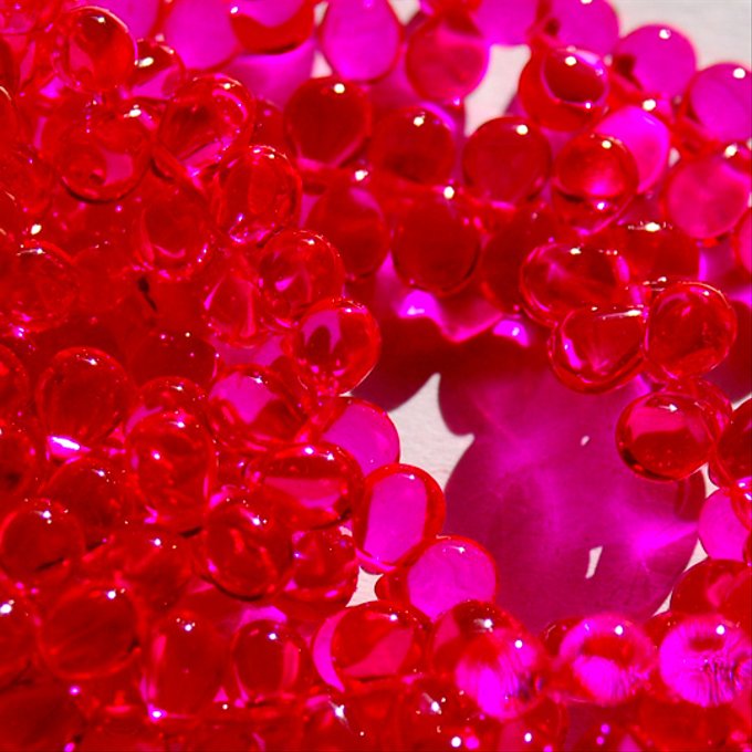 チェコビーズ ドロップ 5x7mm フューシャ ピンク ラッカーコート｜20個入 ハンドメイド素材 BULBULBEADS