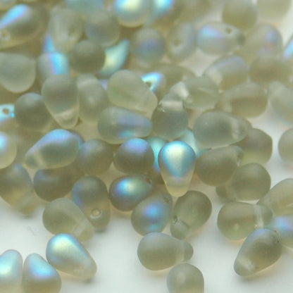 チェコビーズ ドロップ 4×6mm ブラックダイヤモンド・マットAB｜40個入 ハンドメイド素材 BULBULBEADS