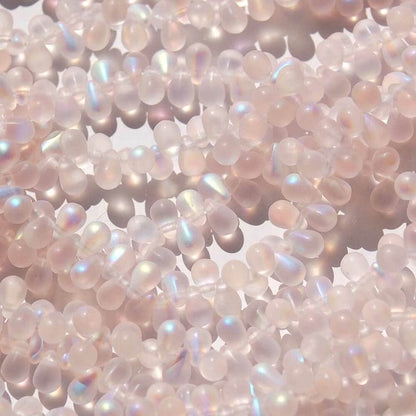 チェコビーズ ドロップ 4×6mm サクラ ピンク マット AB｜20個入 ハンドメイド素材 BULBULBEADS