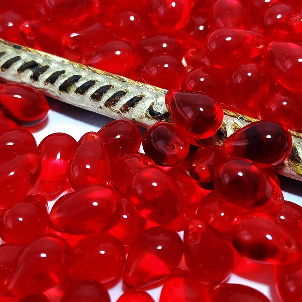 チェコビーズ ドロップ 6x9mm シャムレッド8・クリア｜10個入 ハンドメイド素材 BULBULBEADS