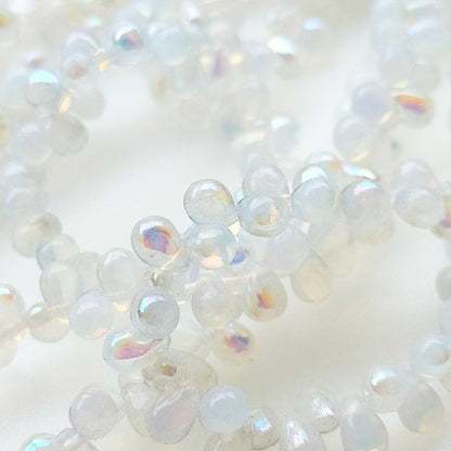 チェコビーズ ドロップ 4×6mm ホワイトオパール・AB｜60個入 ハンドメイド素材 BULBULBEADS
