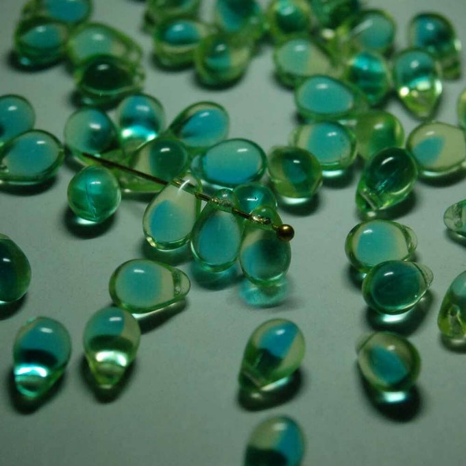 チェコビーズ ドロップ 6×9mm シアンコア・ジョンキル｜20個入 ハンドメイド素材 BULBULBEADS