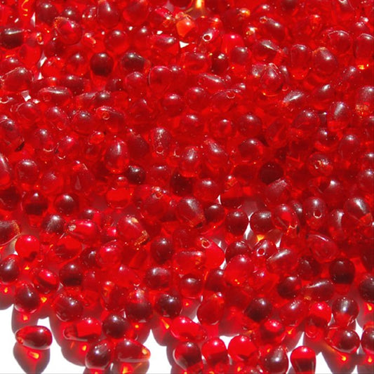 チェコビーズ ドロップ 4×6mm シャムレッド 8｜40個入 ハンドメイド素材 BULBULBEADS