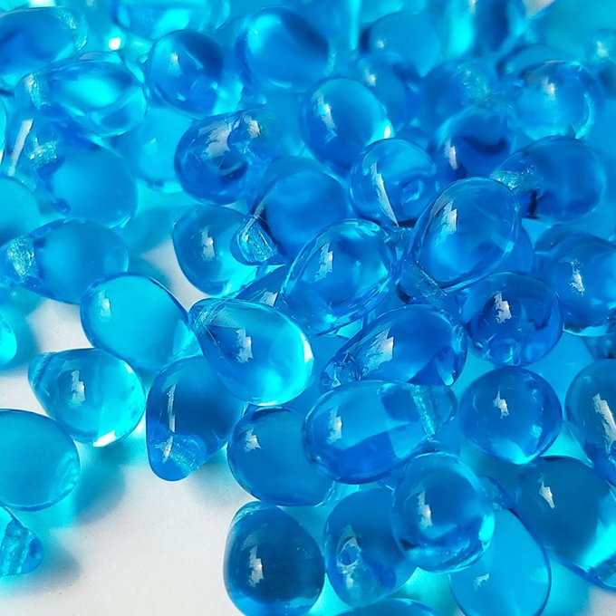 チェコビーズ ドロップ 6x9mm アクアブルー2・クリア｜20個入 ハンドメイド素材 BULBULBEADS