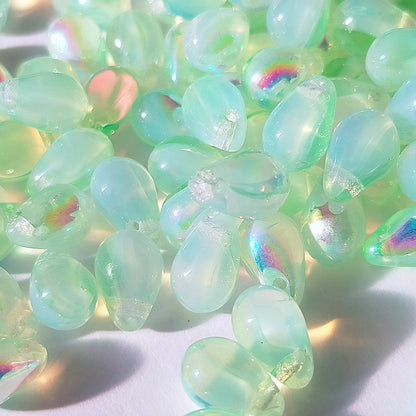 チェコビーズ ドロップ 6×9mm ミストラルハーブグリーン・コンビAB｜10個入 ハンドメイド素材 BULBULBEADS